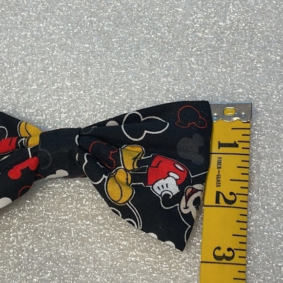 Mickey Mouse Bowtie - Picture 5 of 8